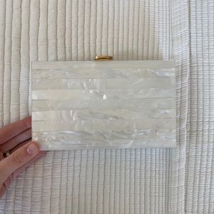 White Pearl Vintage Clutch